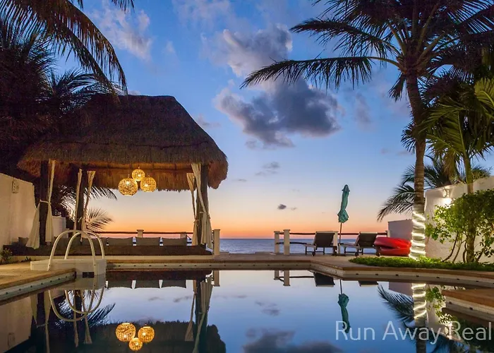 Villa Karina-luxury Beachfront Retreat Puerto Morelos