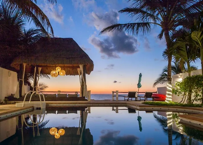 Villa Karina-luxury Beachfront Retreat